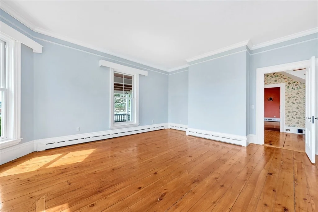 Photo of 2 Clarendon St