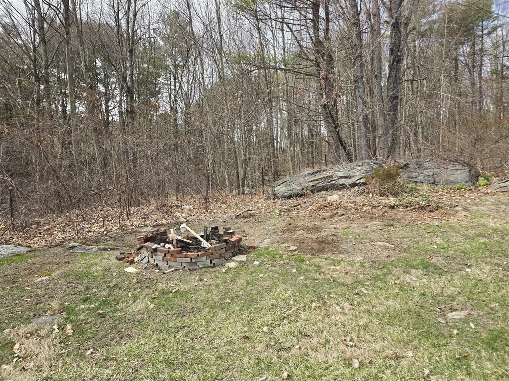 Photo of 205 Hardwick Rd
