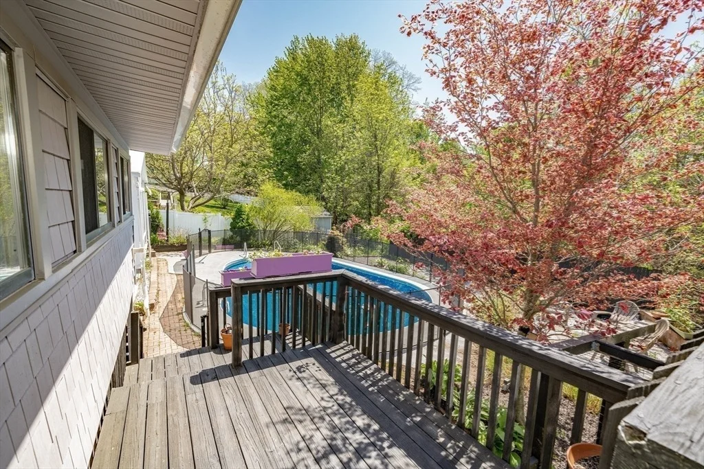 Photo of 57 Parenteau Dr
