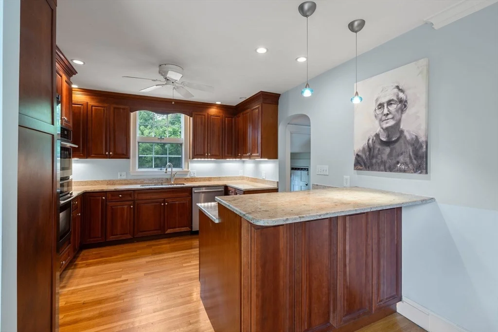 Photo of 32 Marcia Rd
