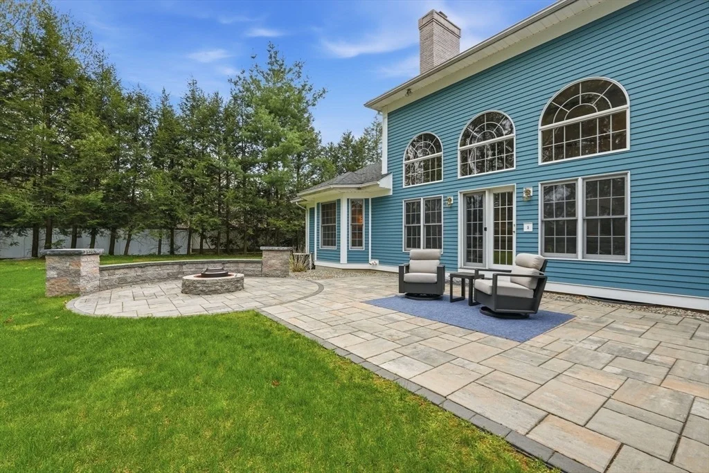 Photo of 42 Gary Dr