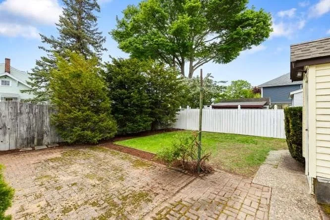 Photo of 17 Ames St