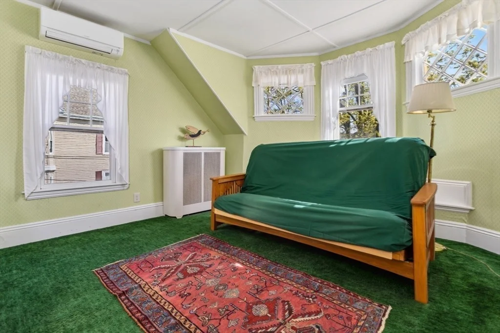 Photo of 14 Bancroft Ave