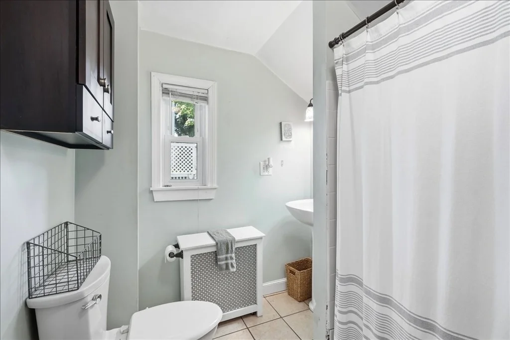 Photo of 113 Temple St