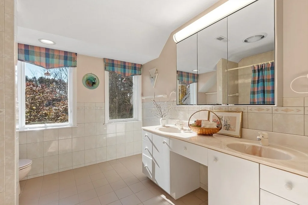 Photo of 4 Hazelwood Circle