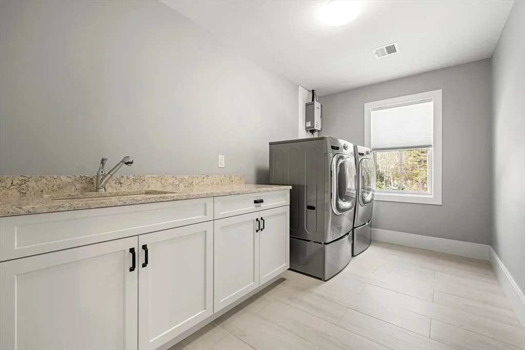Photo of 3 Graystone Lane