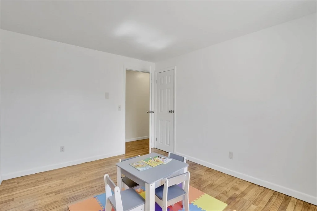 Photo of 70 Quentin Rd