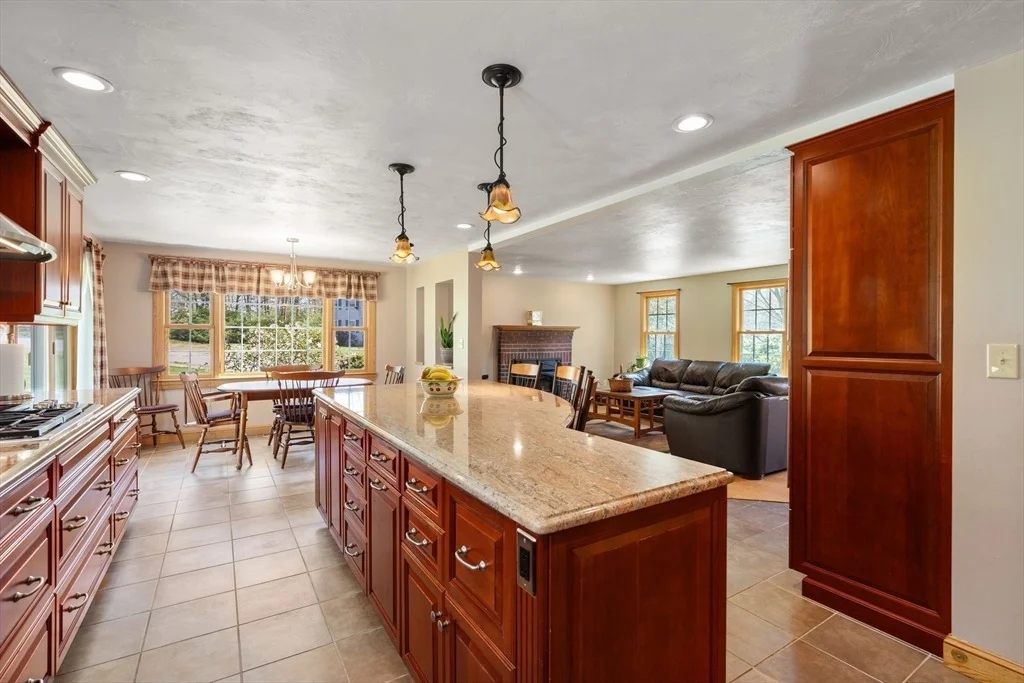 Photo of 12 Mooreland Dr