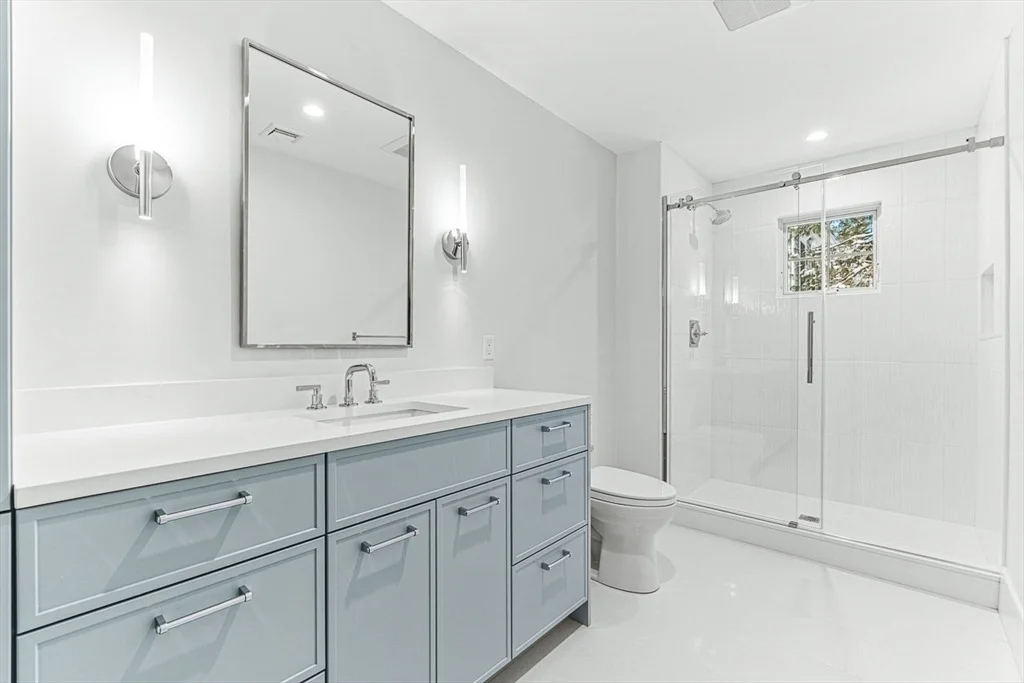 Photo of 123 Lawton Rd