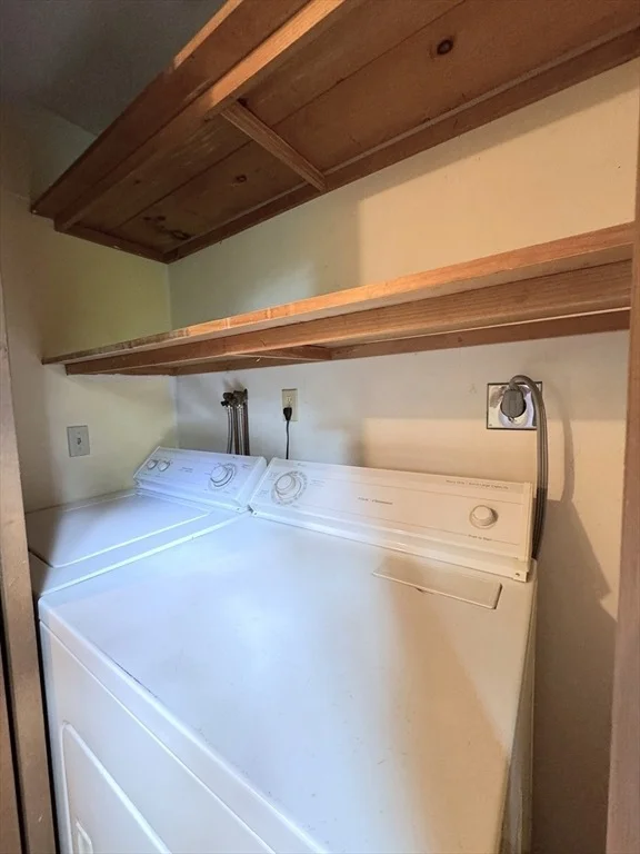 Photo of 107 Douglas Pike
