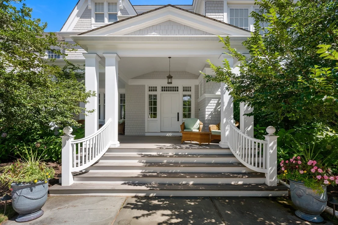 Photo of 74 Garrison Ln
