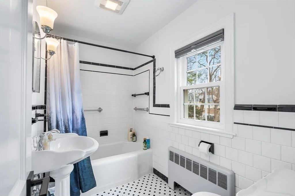 Photo of 30 Strathmore Rd
