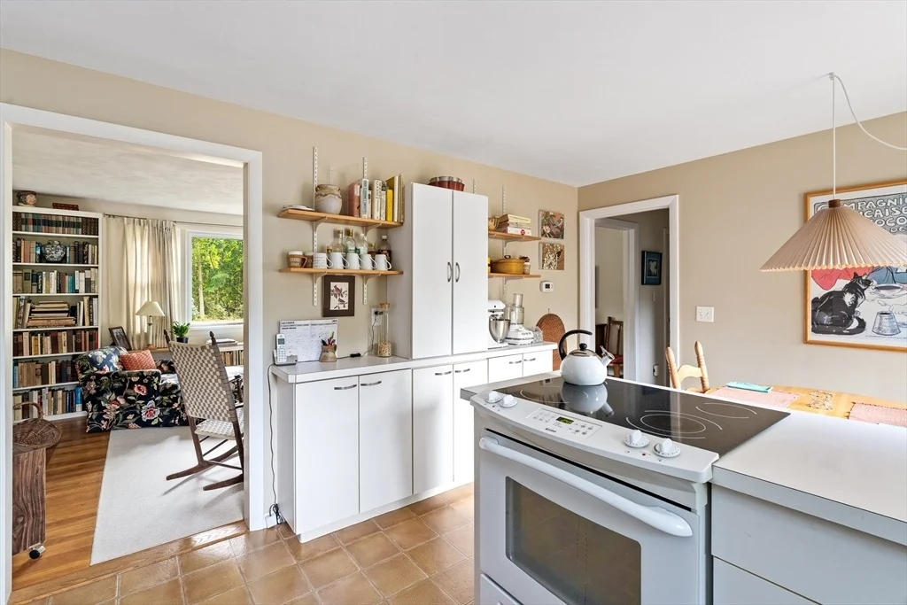 Photo of 13 Harlow Dr