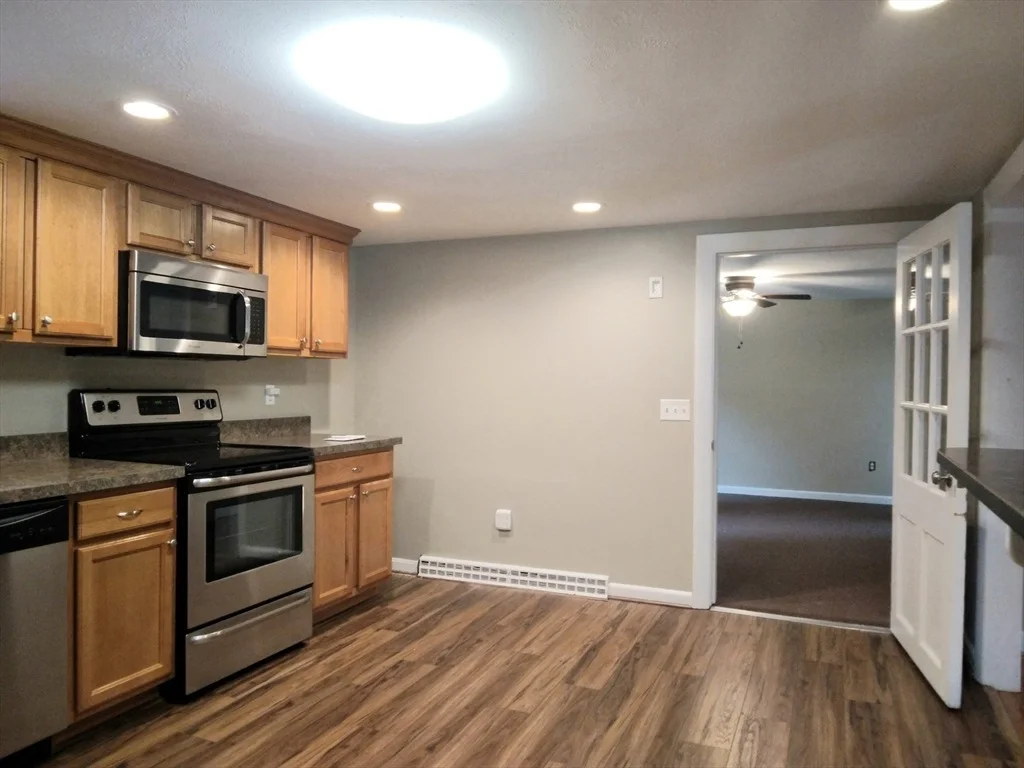 Photo of 42 Lowell Rd