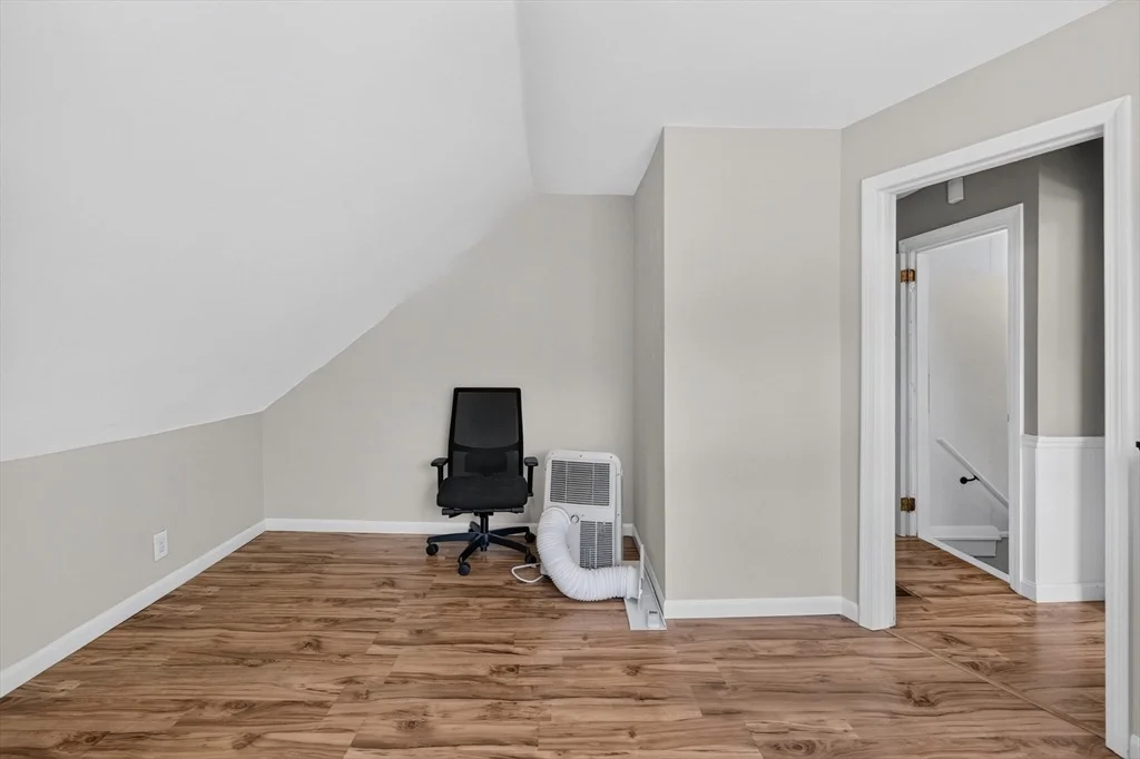Photo of 103 B Street
