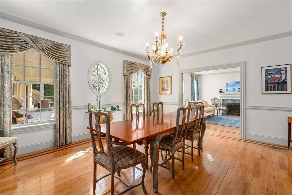 Photo of 80 Loring Road