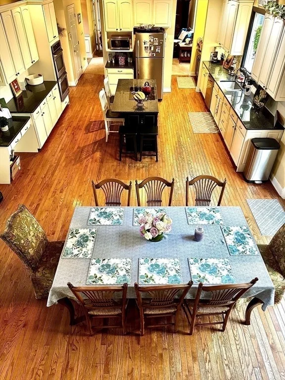 Photo of 6 Everett Circle