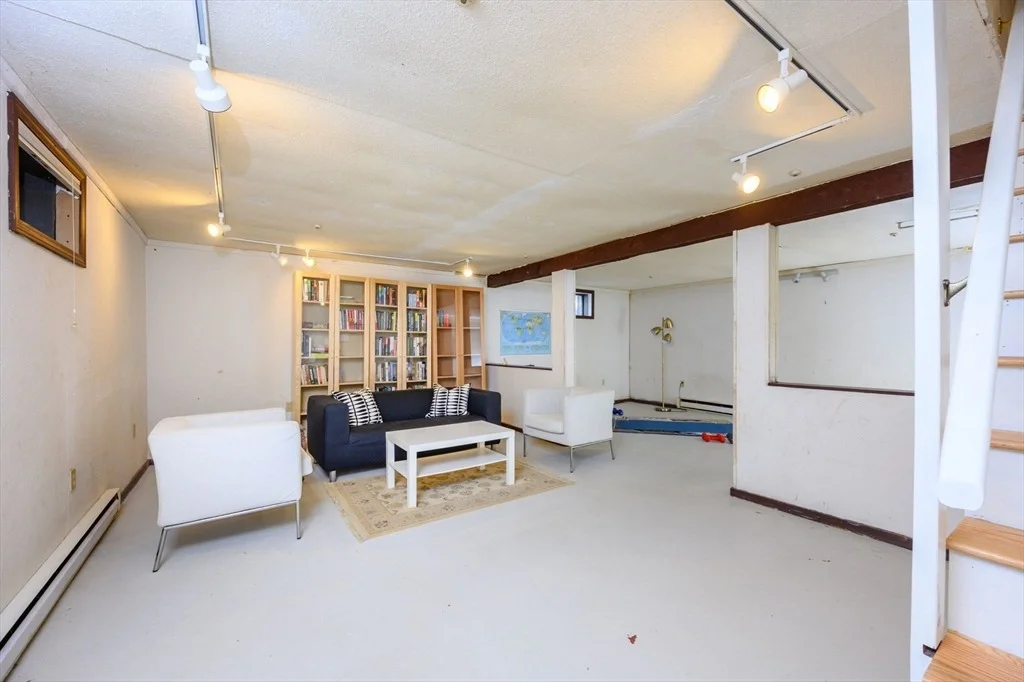 Photo of 40 Dean Rd