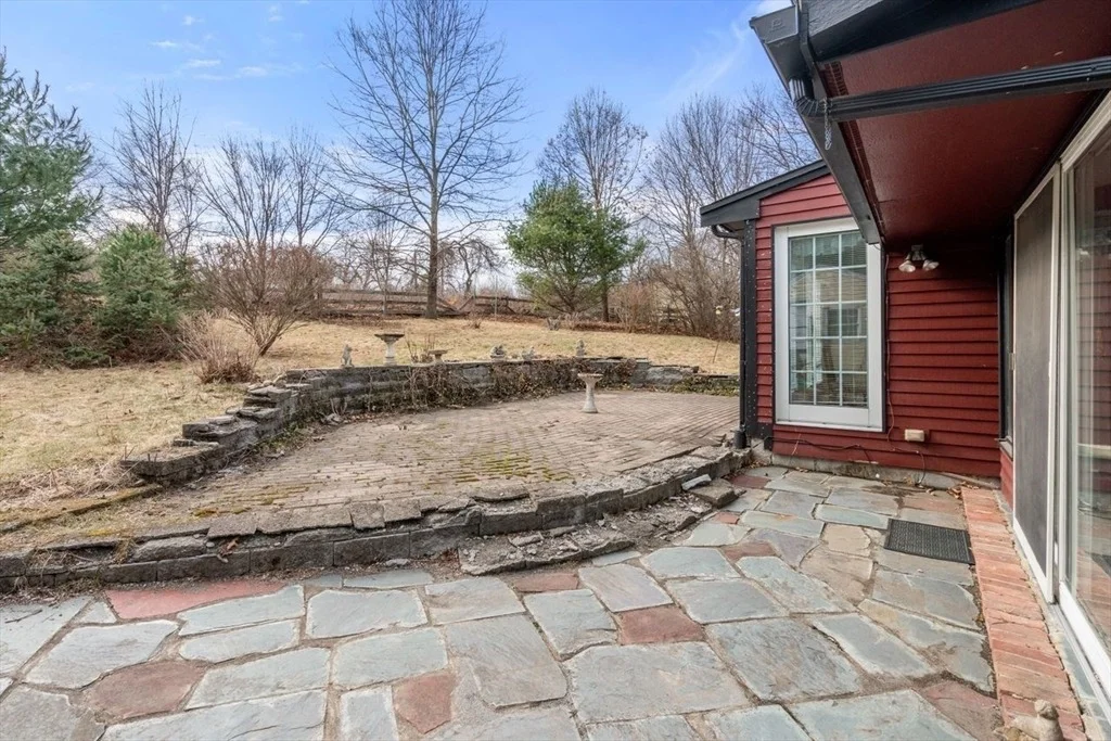 Photo of 422 Liberty Square Rd