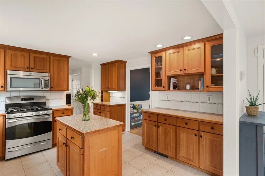 Photo of 9 Meadowview