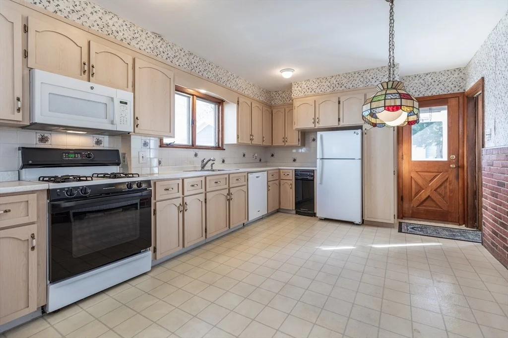 Photo of 62 Lowell Road
