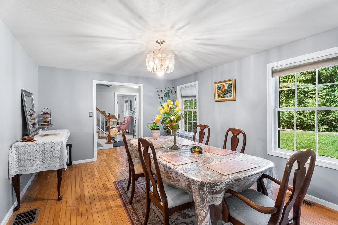 Photo of 245 Hampstead St