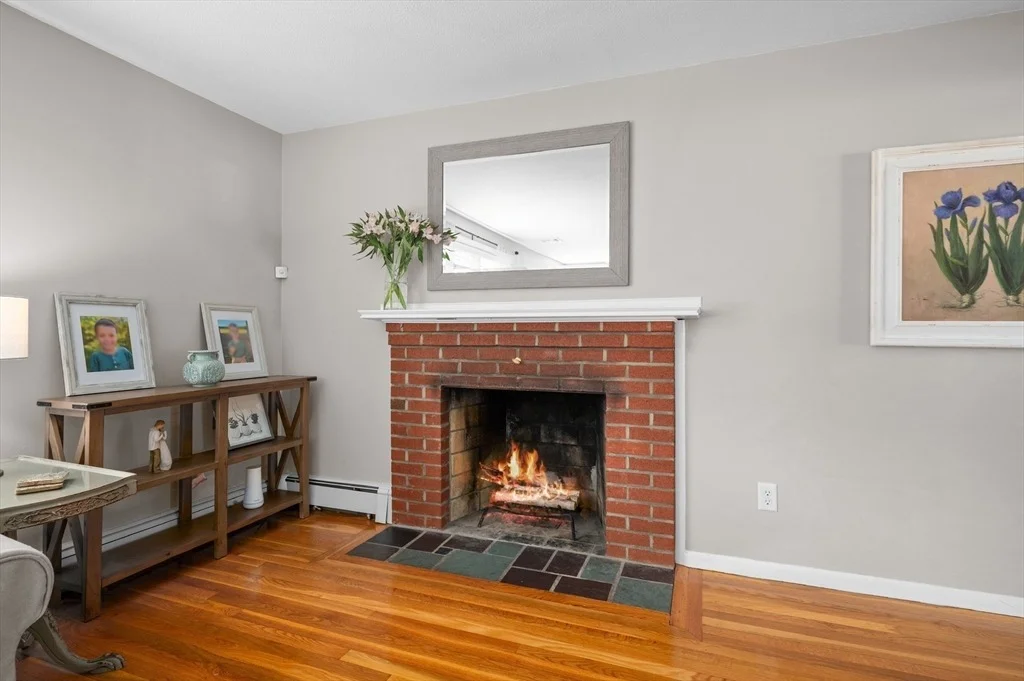 Photo of 67 Greenleaf Cir