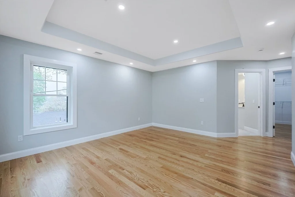 Photo of 87 Summer Street