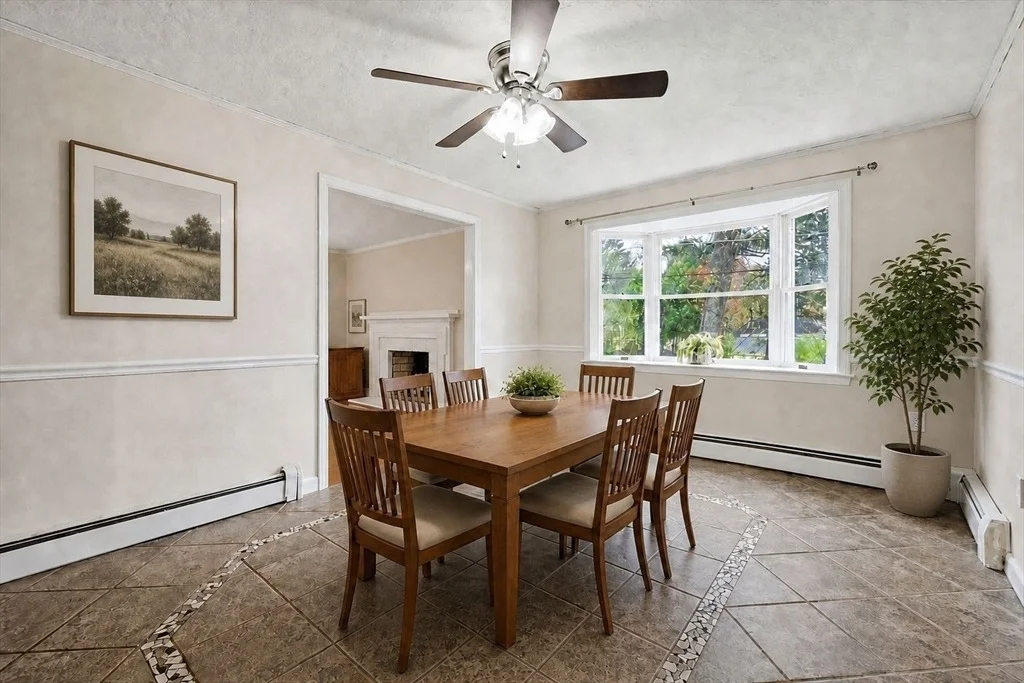Photo of 10 Charles River Rd