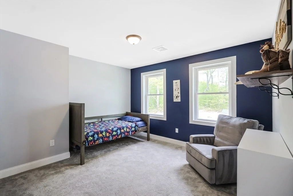 Photo of 114 Worcester Rd
