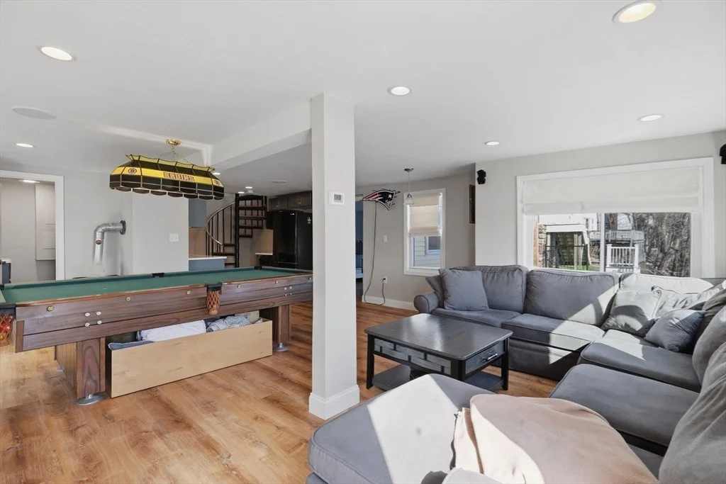 Photo of 411B Lake Avenue