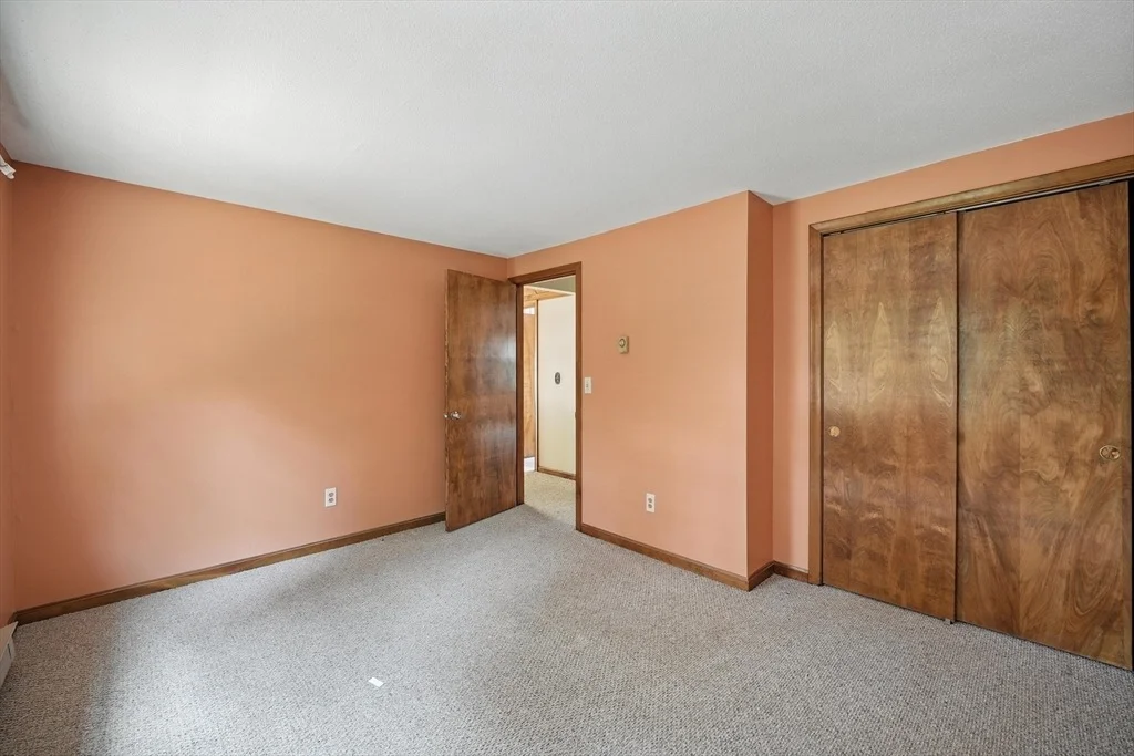 Photo of 28 Sterling Dr
