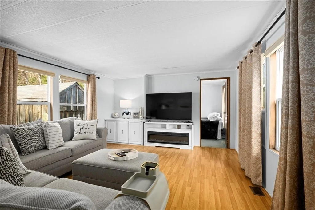 Photo of 21 Ash Ln