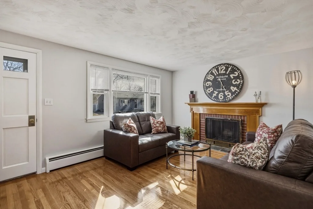 Photo of 46 Lakevilla Ave