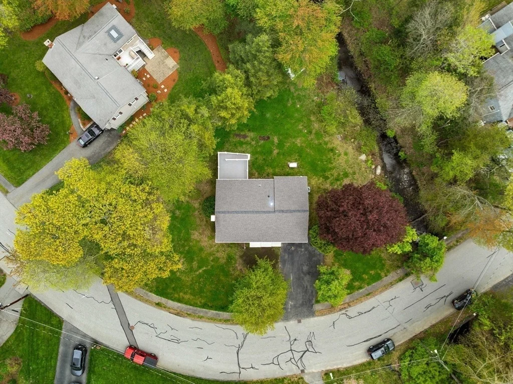 Photo of 35 Freeport Dr