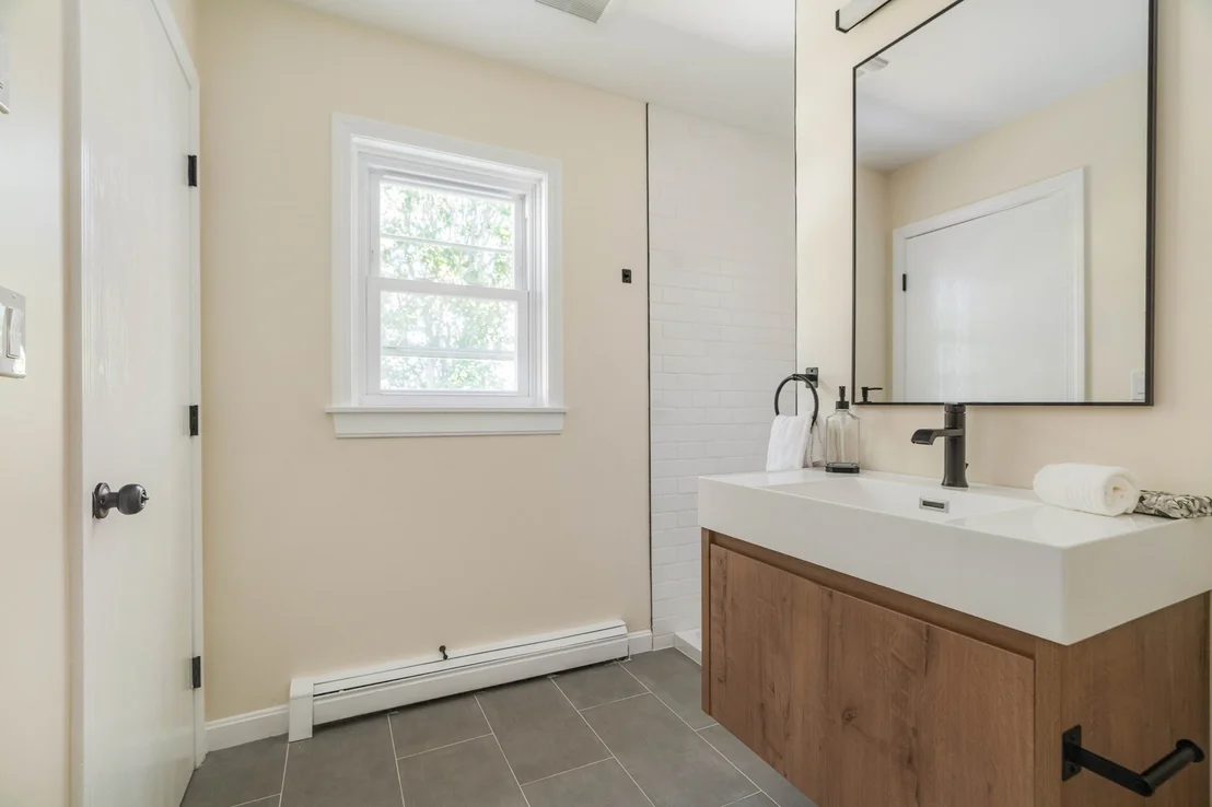 Photo of 35 Alison Way