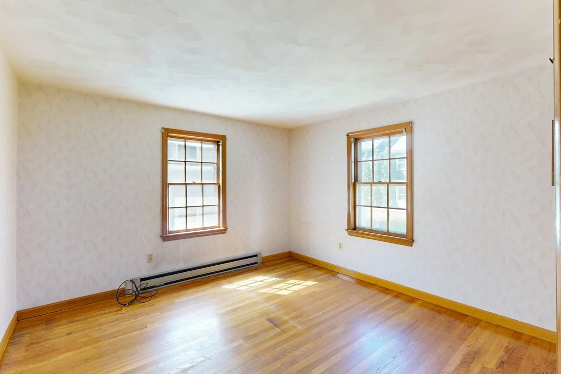 Photo of 20 Harvard St.