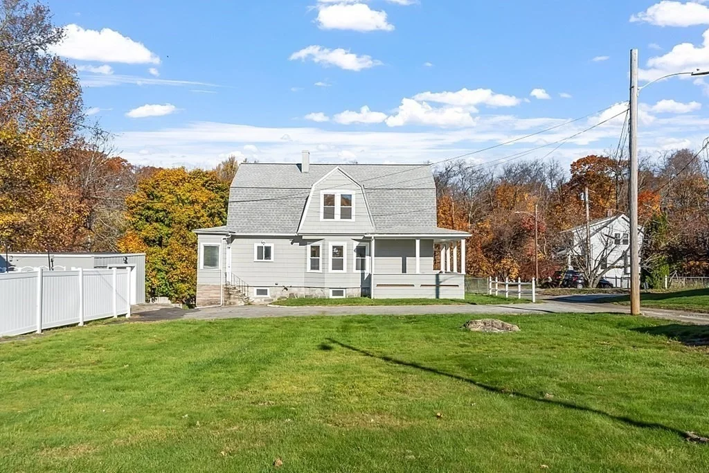 Photo of 1 Ralph Ave