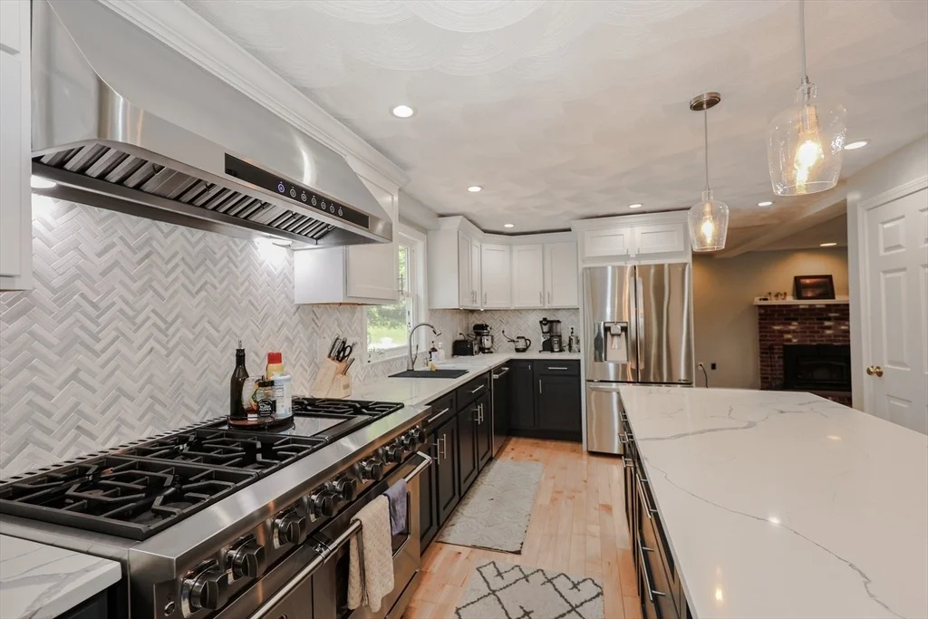 Photo of 13 Deerfield Dr