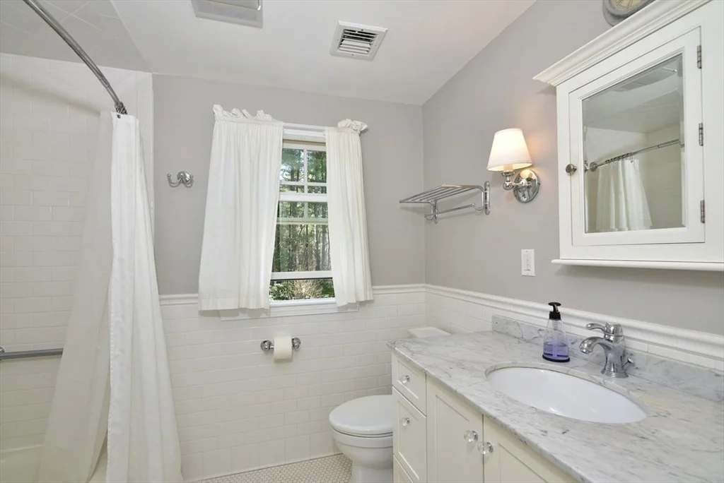 Photo of 5 Juniper Lane