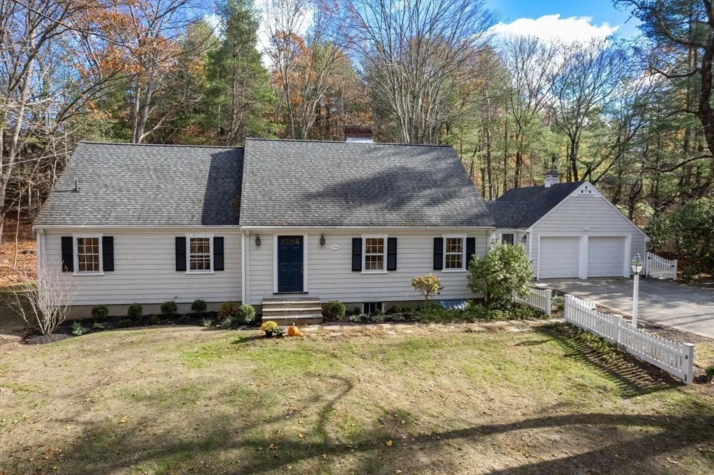 Photo of 262 Cochituate Rd