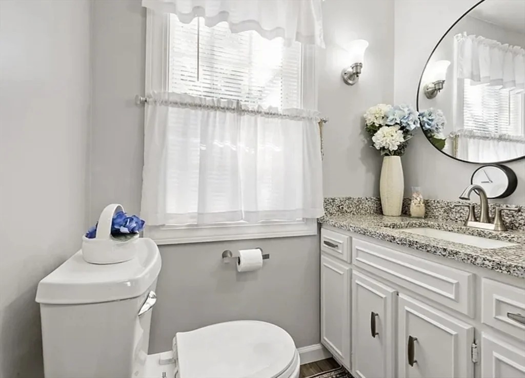 Photo of 22 Riverside Drive