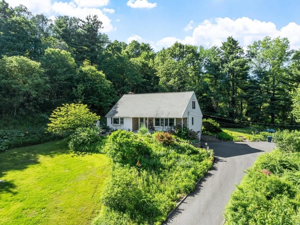 Photo of 33 Taft Rd