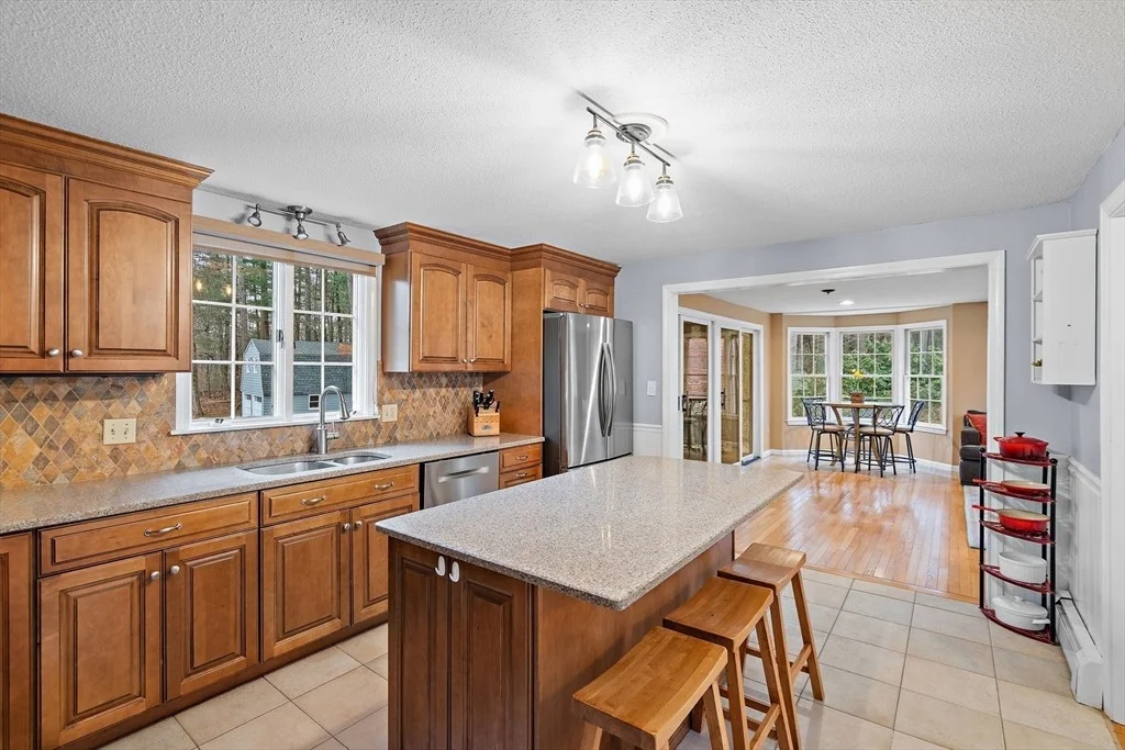 Photo of 108 Harvard Rd