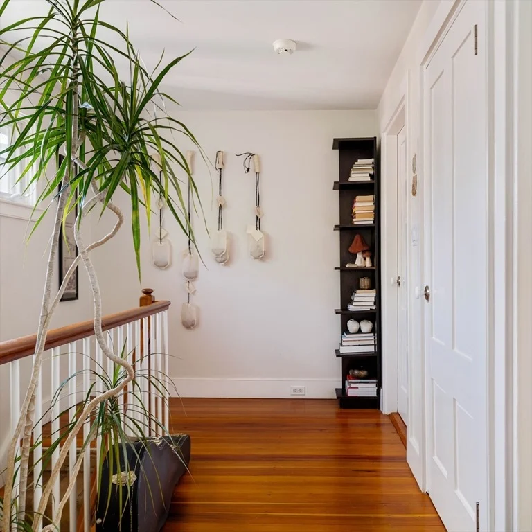 Photo of 2 Maple Pl
