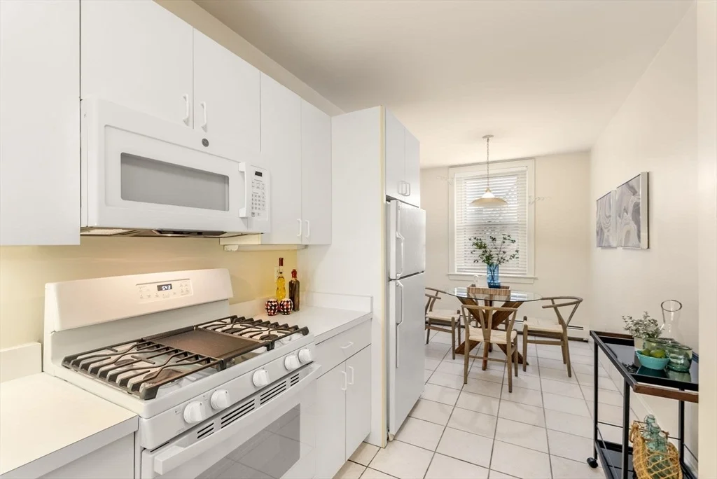 Photo of Unit 3 at 7 Regent Cir