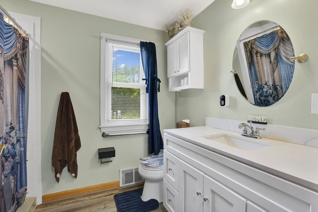 Photo of 135 Bulat Dr