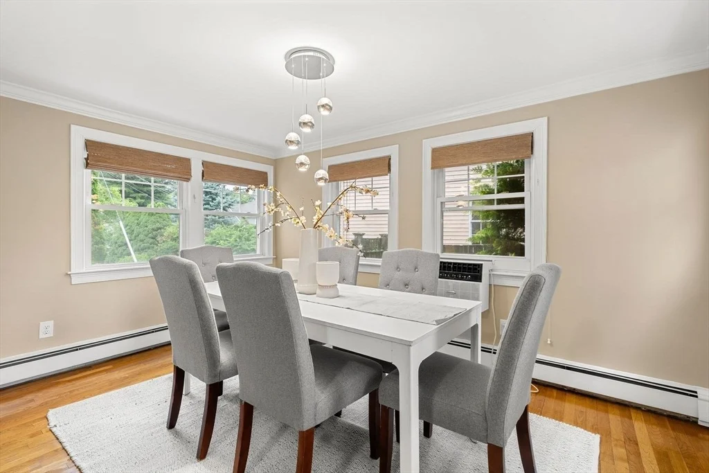 Photo of 19 Cunningham Cir