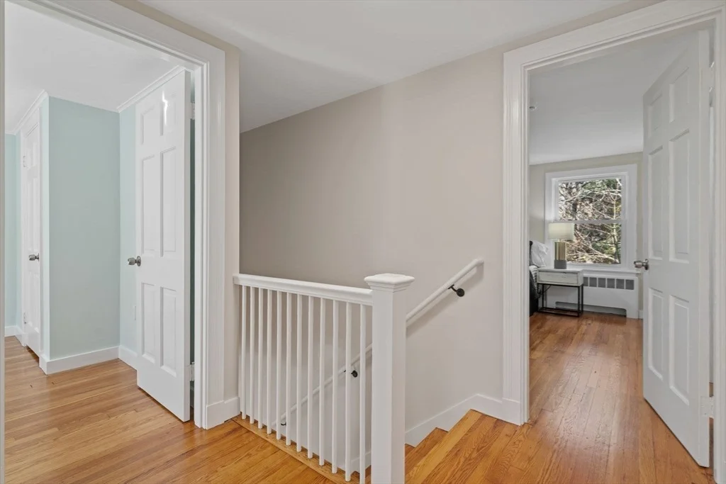 Photo of 6 Puritan Ln