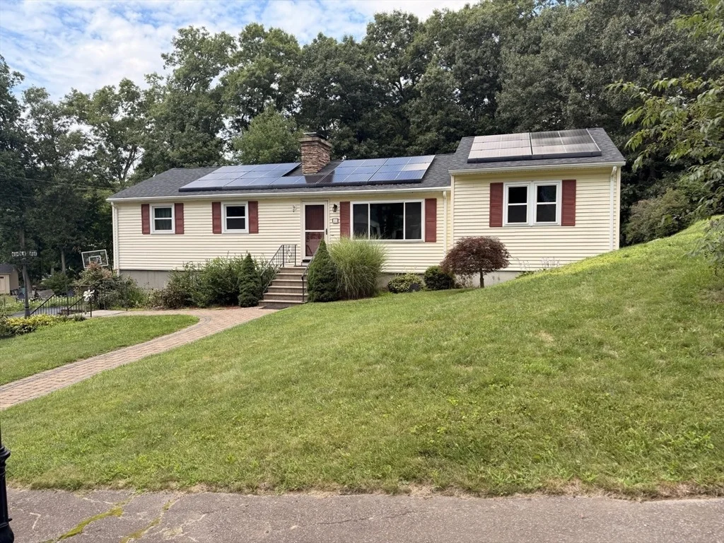 Photo of 57 Laurel Ln